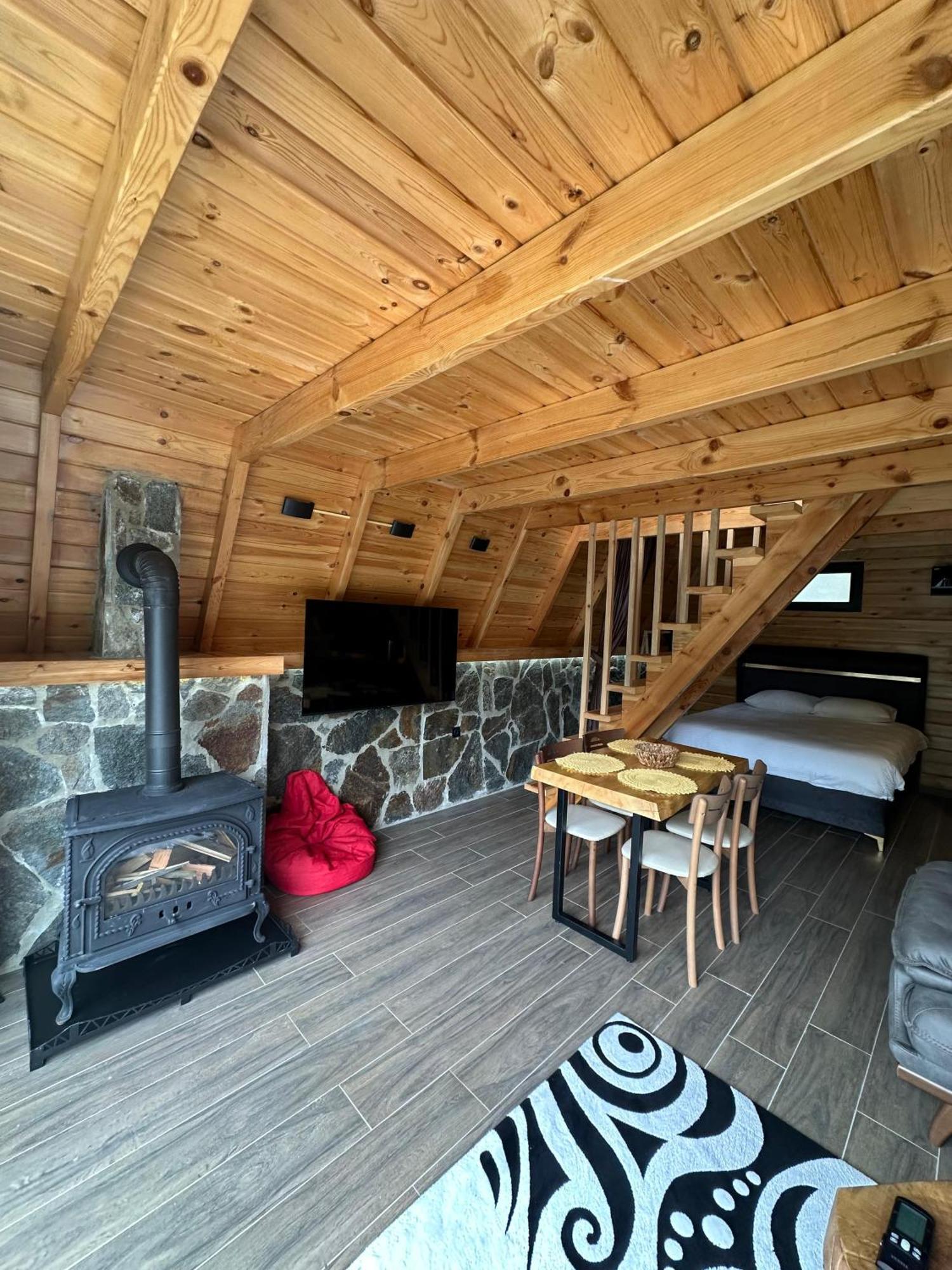 Ruby Bungalov Dogal Yasam Evleri Bed & Breakfast Pazar  Exterior photo